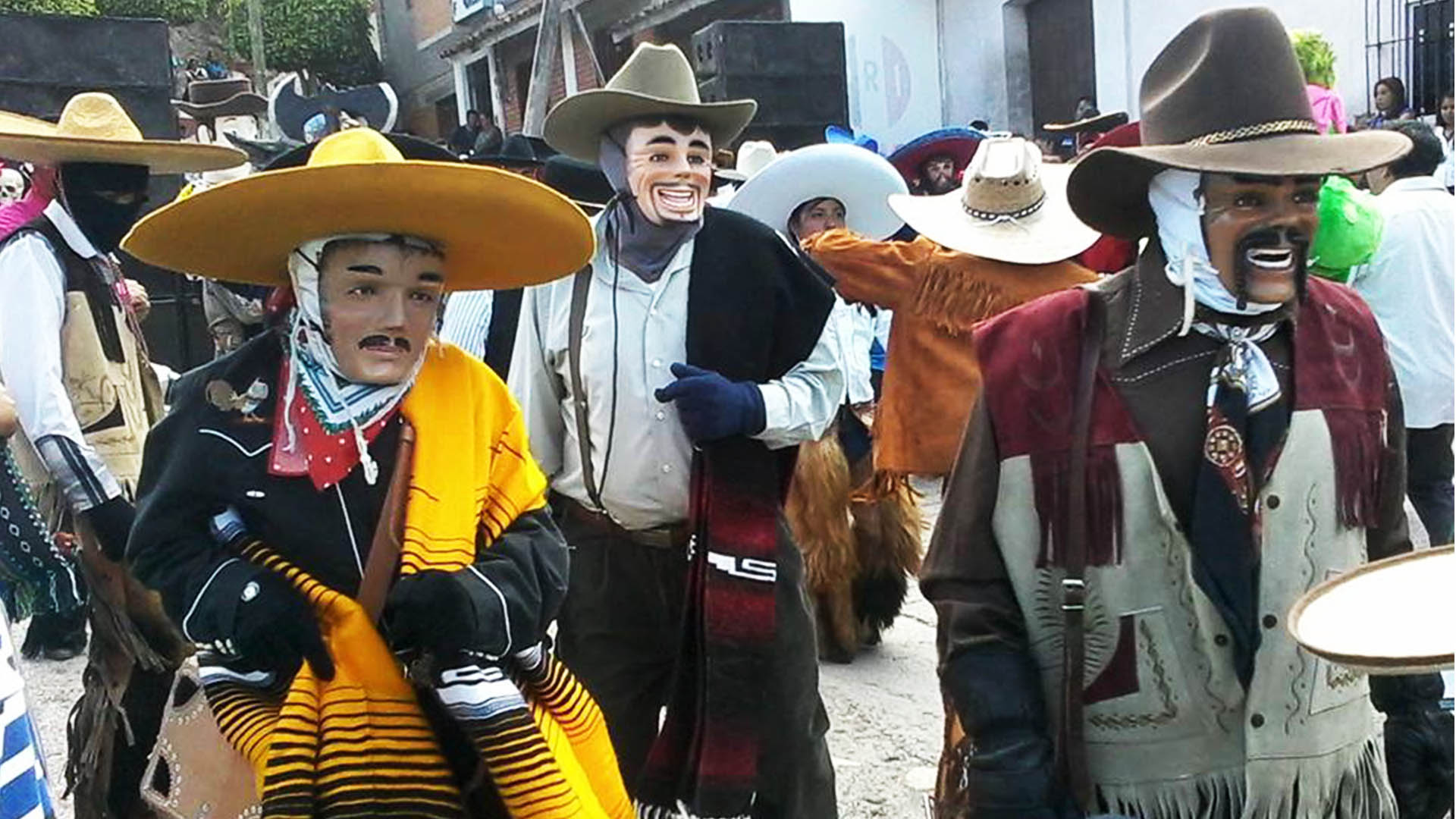 Inicia el Carnaval de Silacayoápam, Oaxaca | NVI Noticias