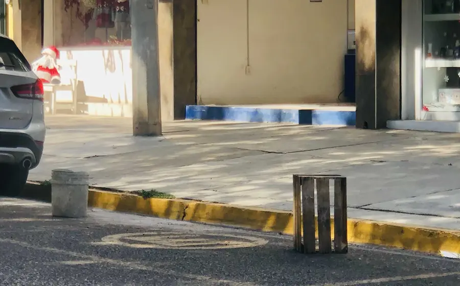 apartan lugar para estacionarse 