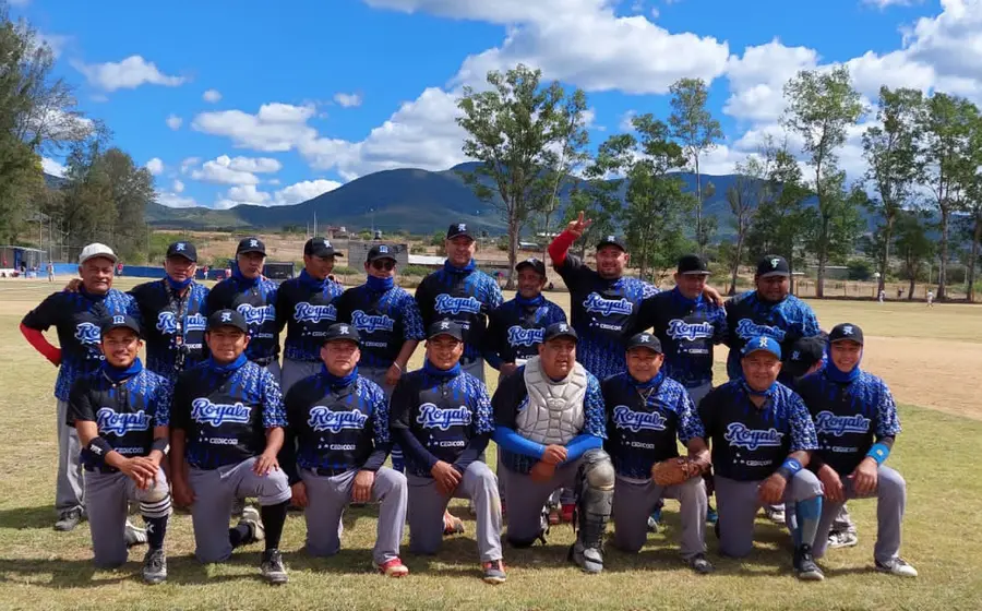 Royals está en la final de la segunda fuerza. 