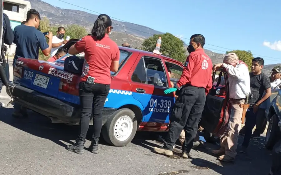 Taxi y personas