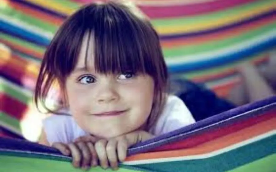 Niña Sonriendo