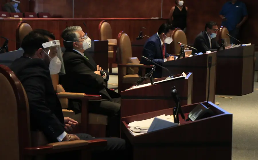 Fiscalía anticorrupción en Congreso