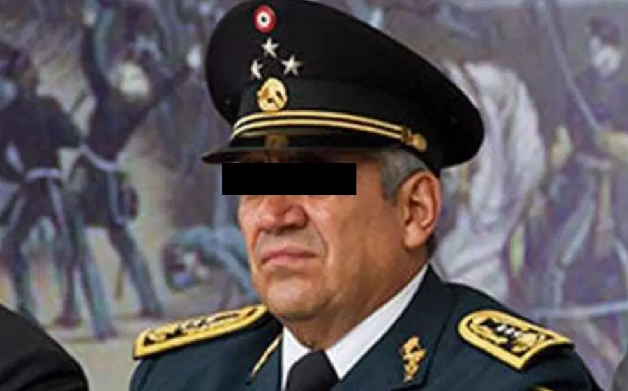 General retirado