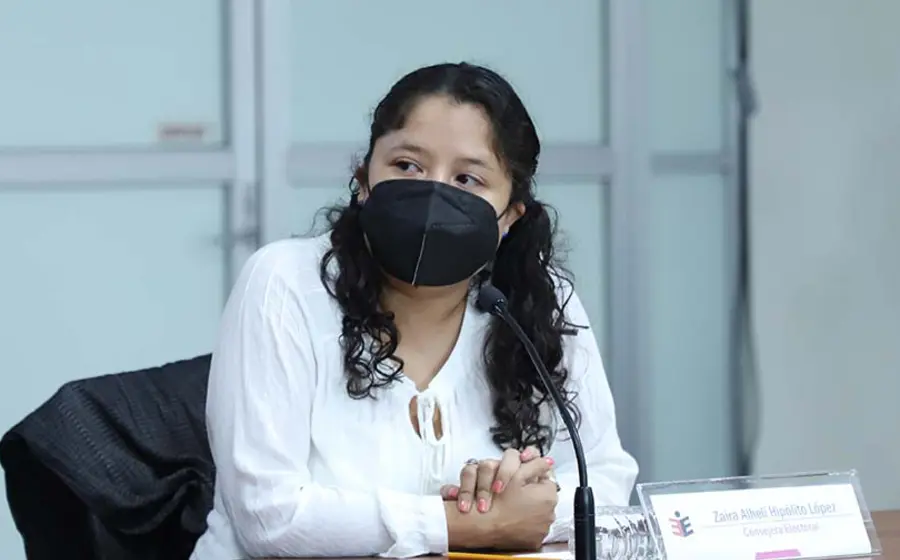 Zaira Alhelí Hipólito López.