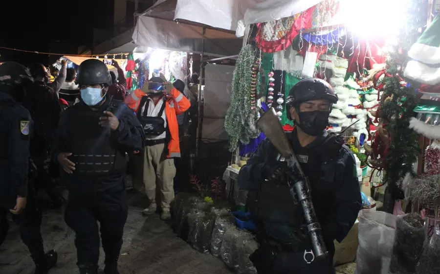 Policías realizan operativo en Oaxaca