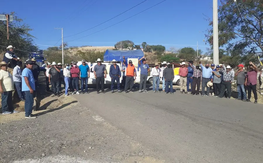 Personas protestando