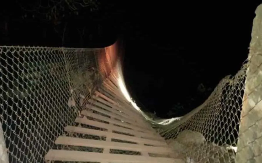 Puente desplomado