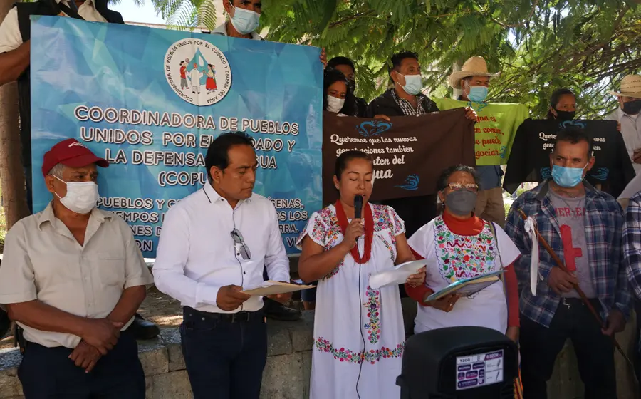 Integrantes del Centro de Derechos Indígenas Flor y Canto ofrecieron una conferencia de prensa para celebrar la publicación de la Zona Reglamentada del Acuífero 2025 de Valles Centrales.