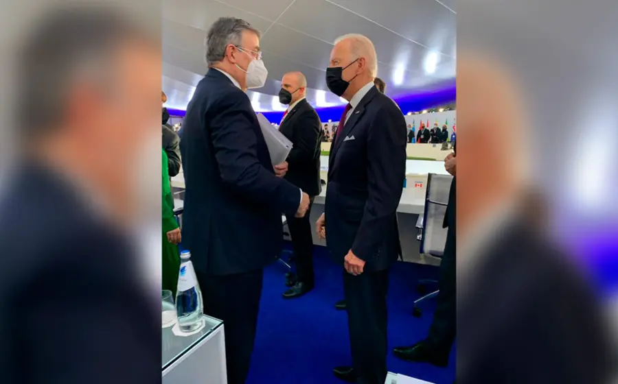  El canciller mexicano Marcelo Ebrard y el presidente de Estados Unidos, Joe Biden, abordaron también temas migratorios. Foto: Agencia Reforma
