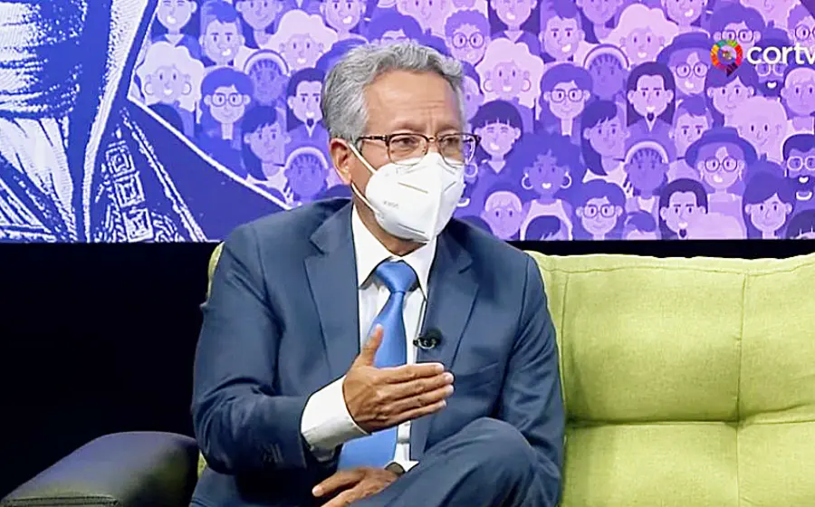 Eduardo Pinacho Sánchez en programa de TV