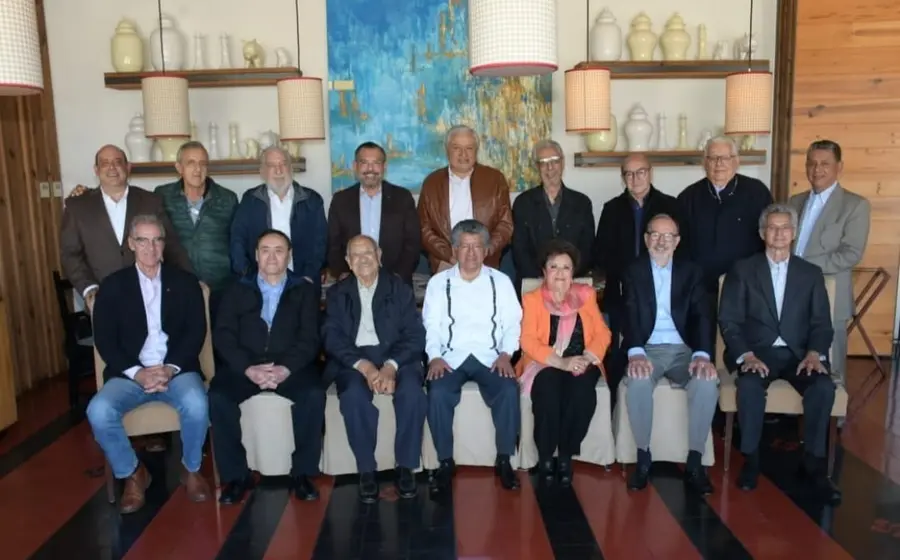 Francisco Martínez Neri y exmandatarios de Oaxaca de Juárez