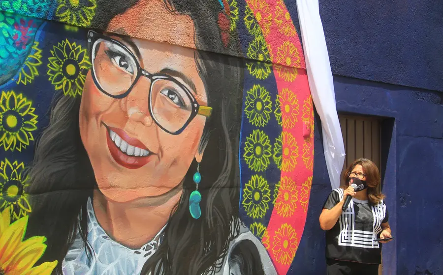 Mural María del Sol