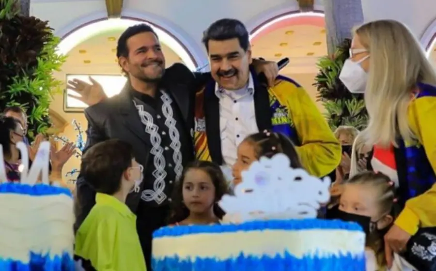 Maduro, de 59 años, señaló que fue sorprendido con la celebración de su cumpleaños. 