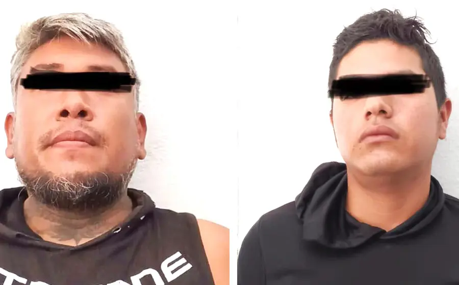 Uno de los detenidos a bordo de una motocicleta con reporte de tobo. 
