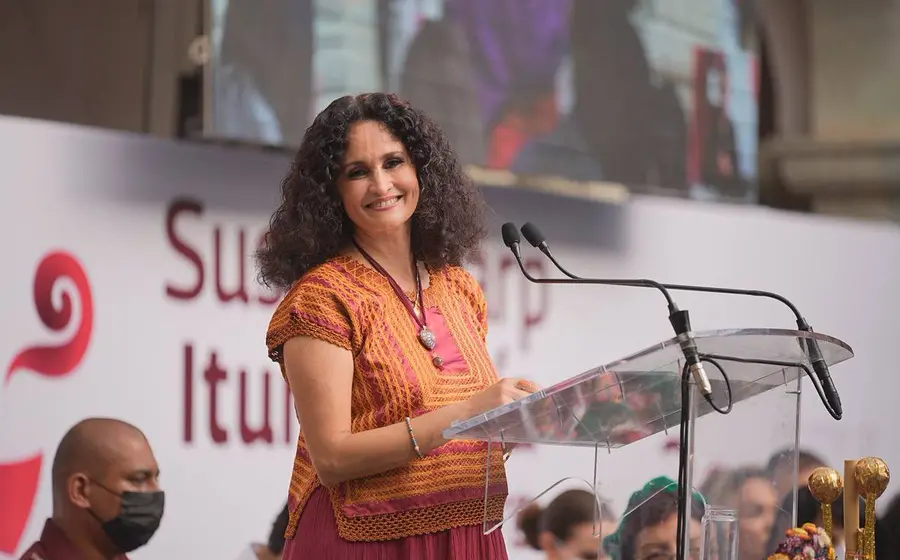 susana harp 