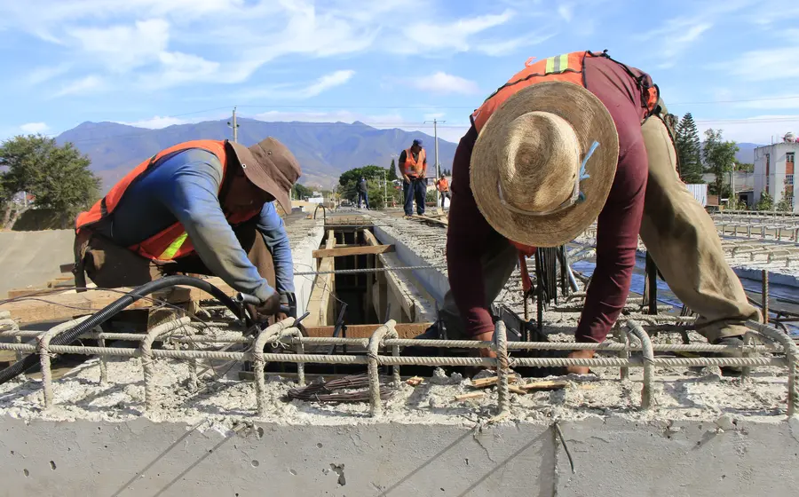 Trabajadores en una construcción