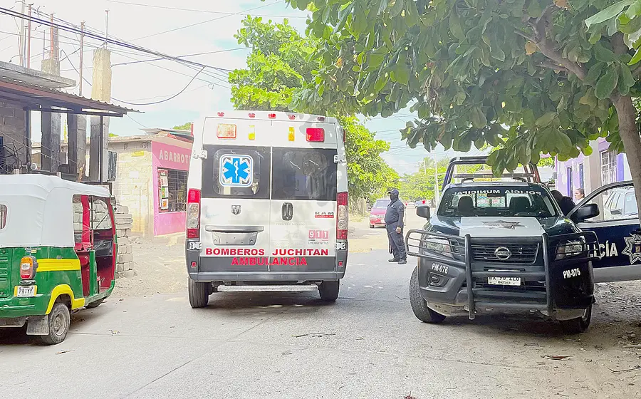 Ambulancia en la calle