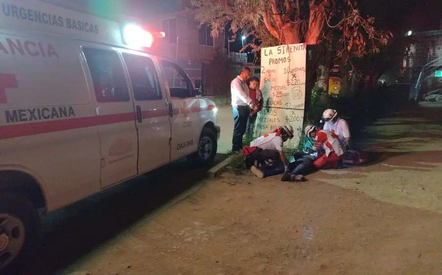 Un joven fue atacado por pandilleros en San Martín Mexicápam.