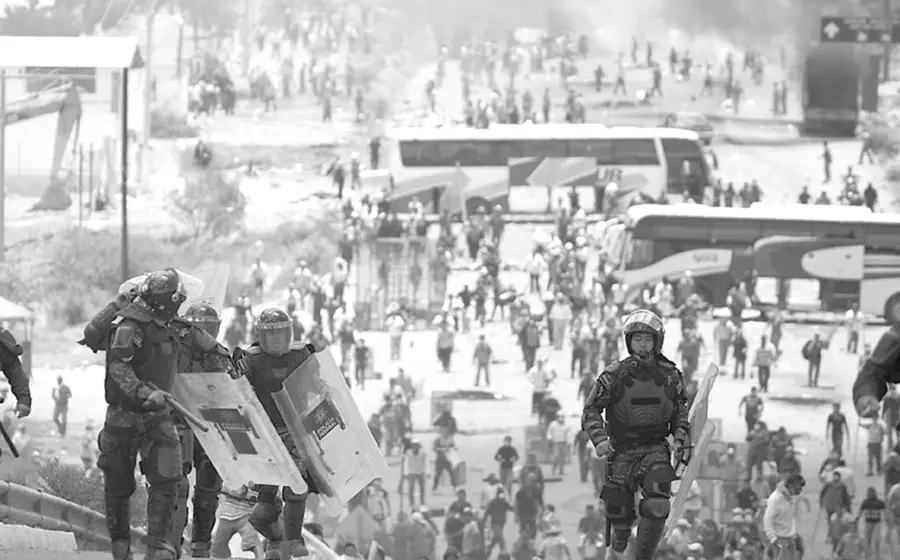Señala dirigente que se trata únicamente de mandos operativos participantes en los sucesos de violencia de Asunción Nochixtlán. (EL PAÍS) 