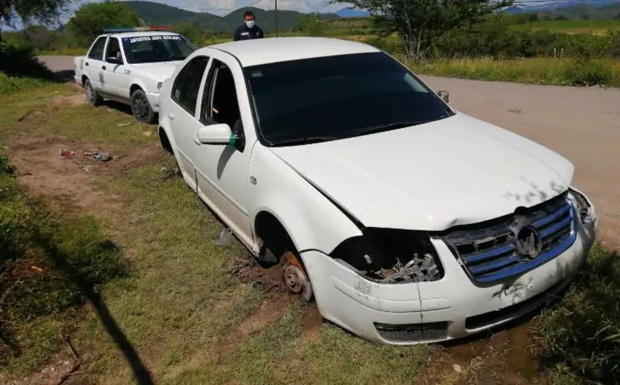 Se llevaron todo del vehículo.