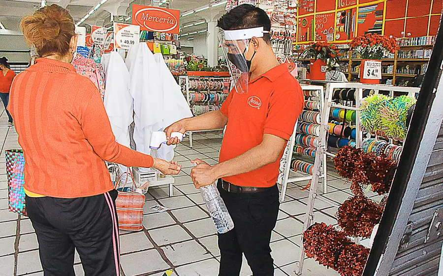 Los negocios operarán con normalidad, pero acatando las medidas preventivas. Foto: Mario Jiménez Leyva