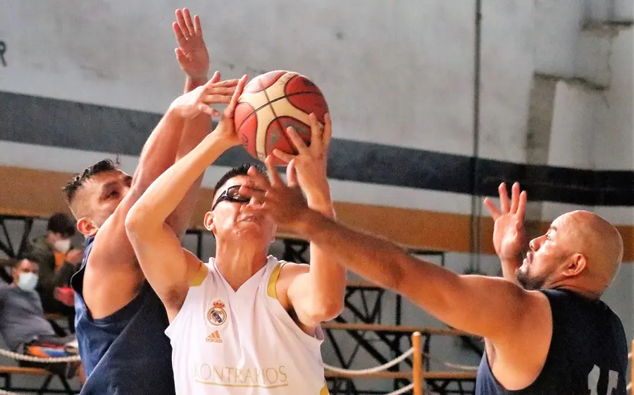 Jugadores de basquetbol