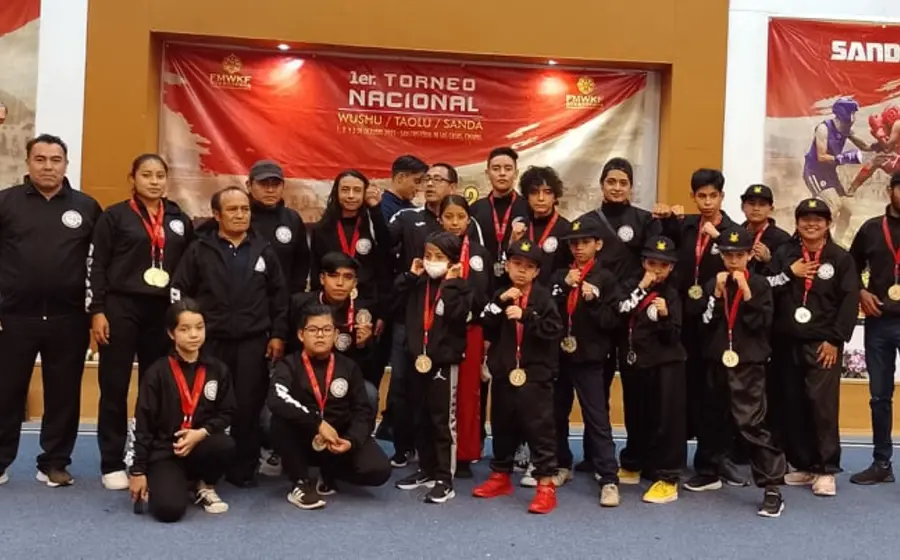 Artemarcialistas oaxaqueños regresaron cargados de medallas tras su participación en el Torneo Nacional de Wushu Kung Fu.