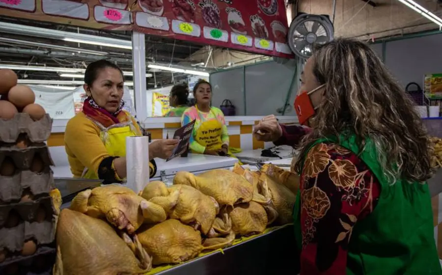 El 20% de los productos que se utilizan en el campo no cumplen con la normatividad y representan un peligro para la salud pública de los consumidores.