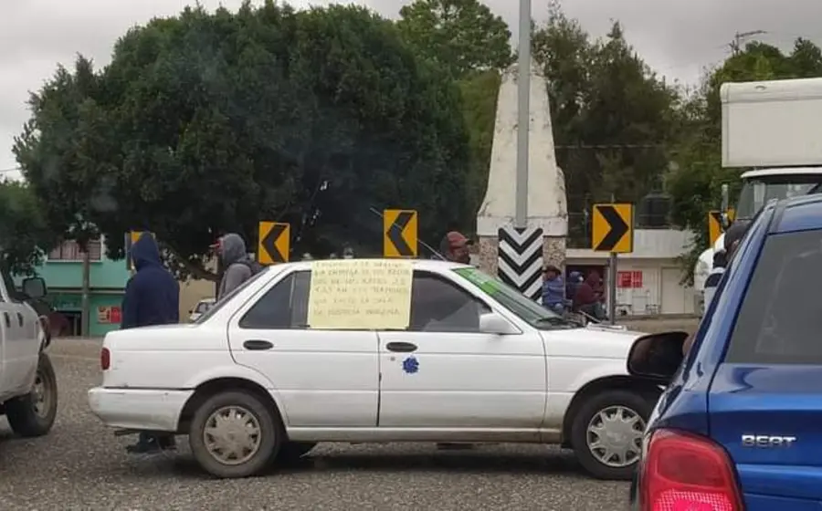 Auto utilizado para bloquear