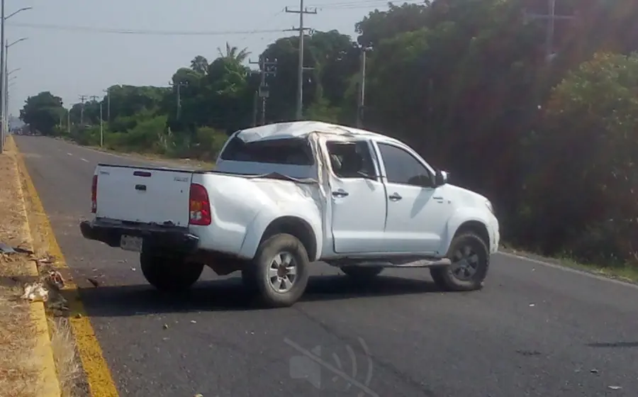 Camioneta se accidenta