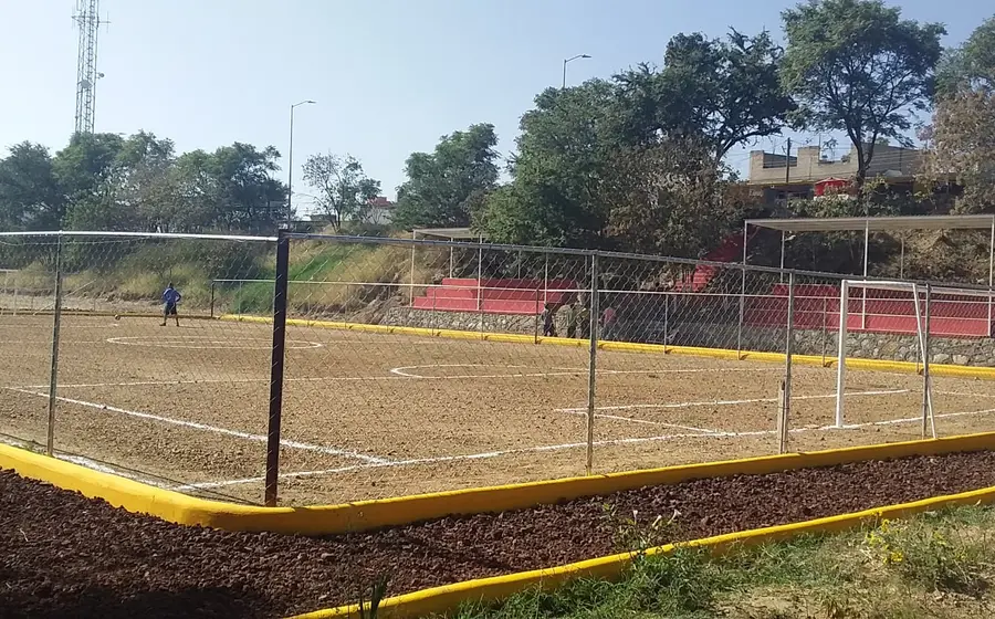 Cancha de futbol en san Jacinto Amilpas