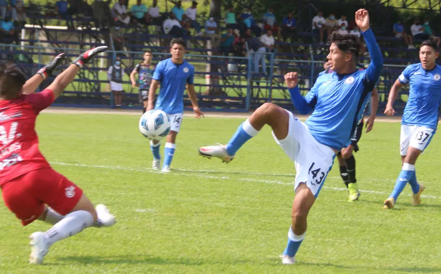 Cruz azul lagunas jugando contra Alebrijes