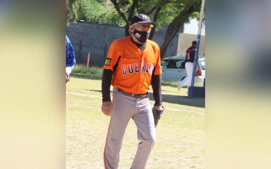 Beisbolista de equipo Cuervos