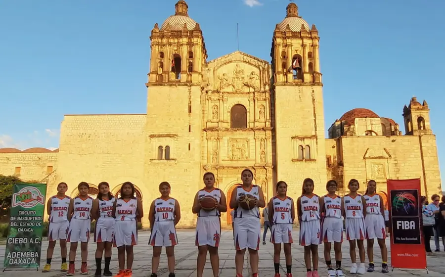 Basquetbolistas en Santo Domingo