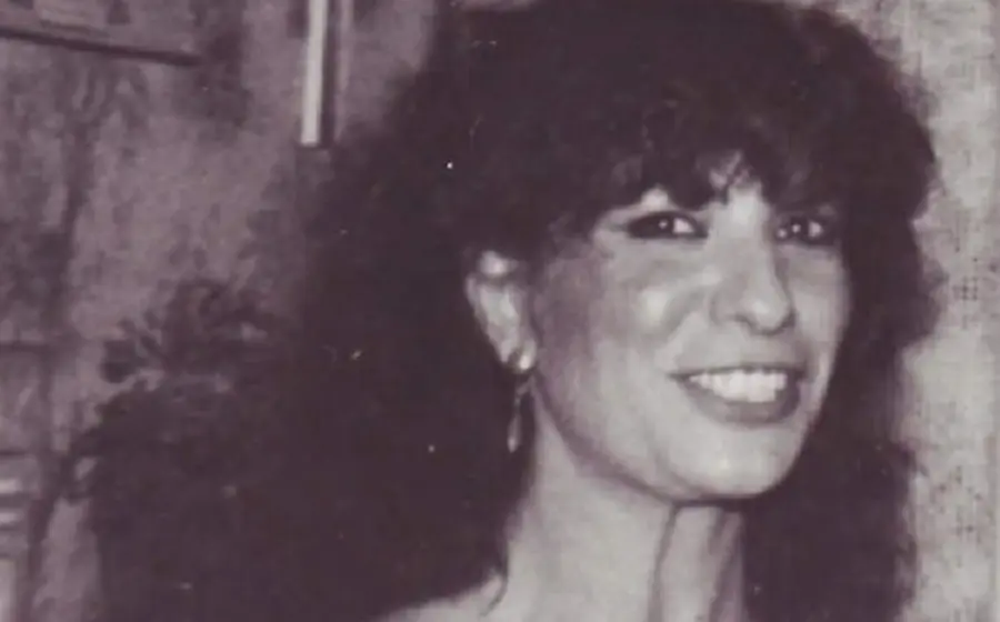 Mujer española sonriendo