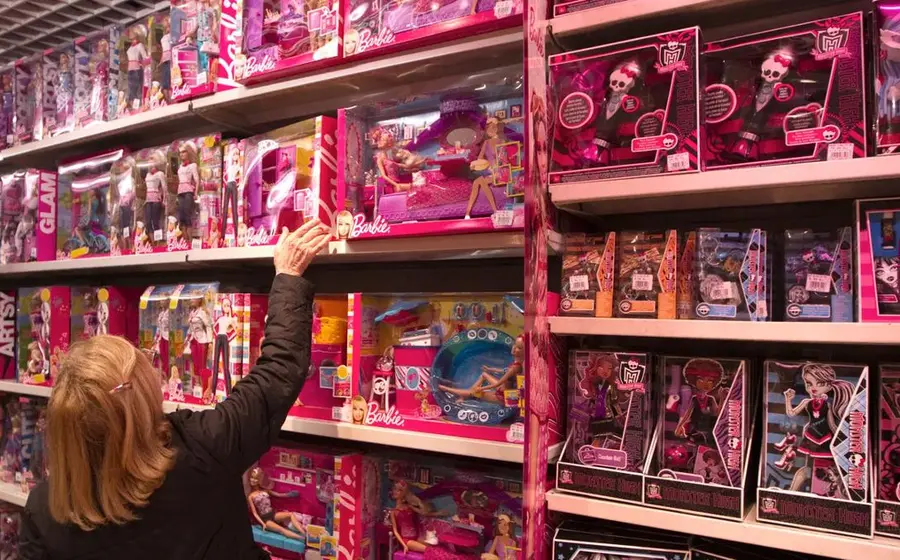 Tiendas tendrán que exhibir mercancías como juguetes y cepillos de dientes sin un color específico, esto es, no necesariamente rosa y azul.