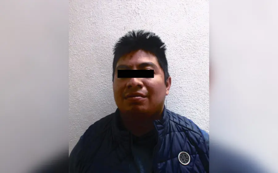 Hombre detenido.