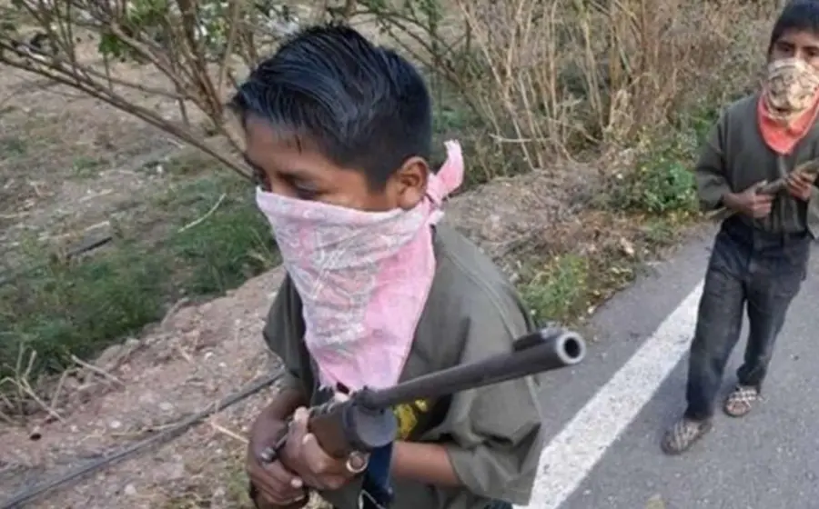 Niños con armas
