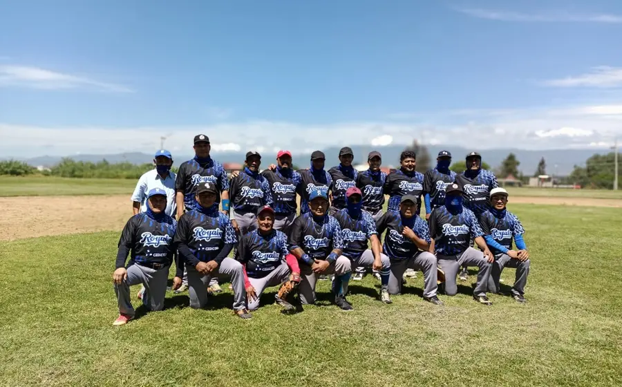 Royals dio cuenta de los Astros de Tlacolula.