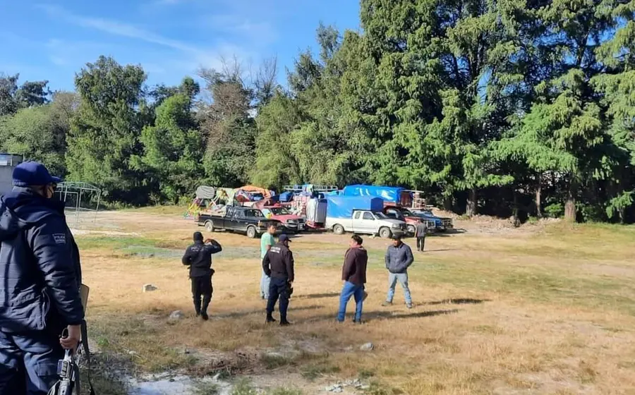 Personas en terreno de Tlaxiaco