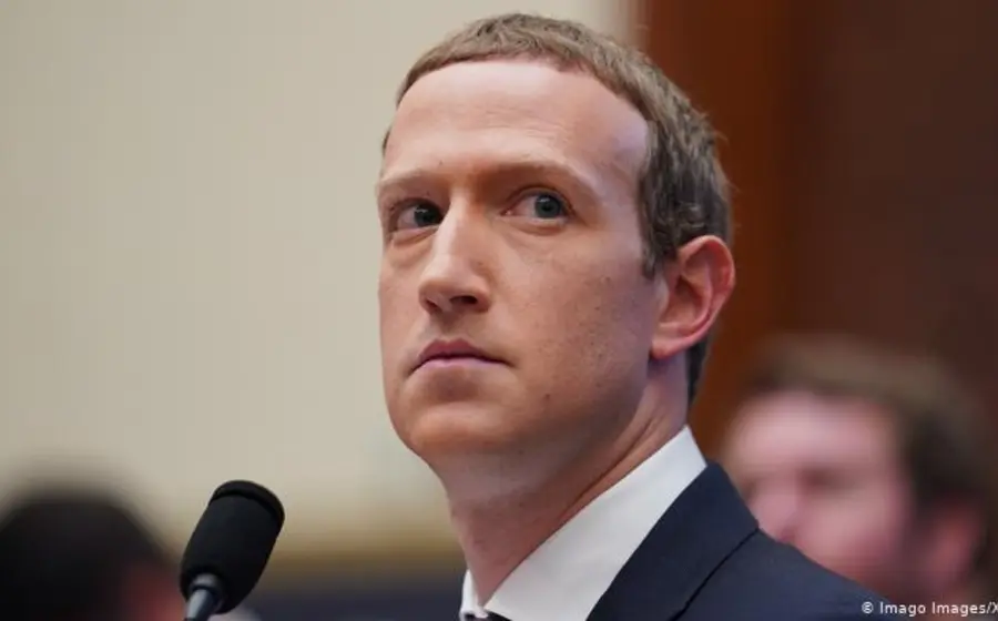 A raíz de la caída de las acciones se redujo el valor de la fortuna de Zuckerberg a 120 mil 900 millones de dólares.