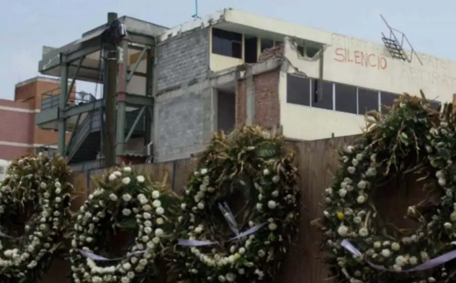 El DRO del Colegio Rébsamen deberá pagar 377 mil 540 pesos a cada una de las víctimas indirectas por concepto de daño material.