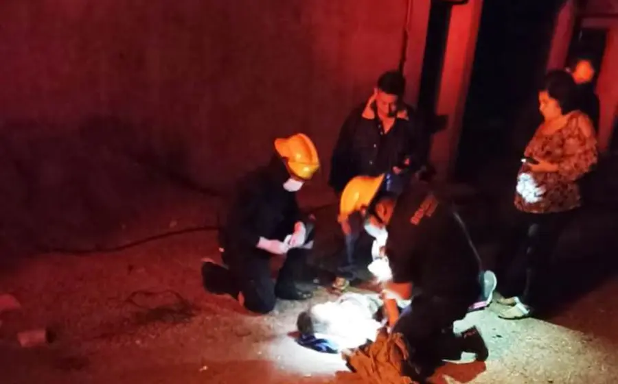 La mujer fue golpeada y asaltada por las personas con las que salió a divertirse.