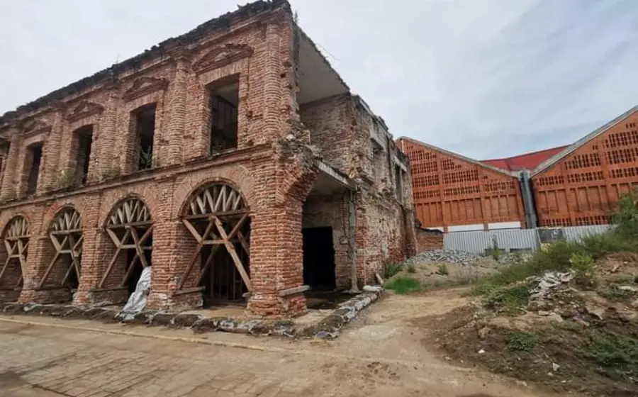 El Palacio Municipal de Juchitán fue construido a finales del siglo 19 y es el más largo de todo el estado.