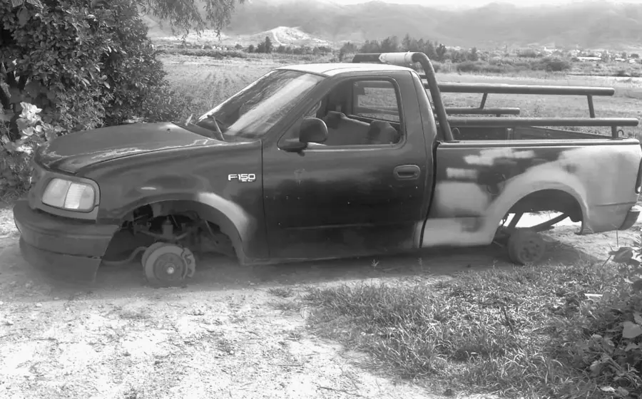  La unidad de motor fue localizada en terrenos de terracería de la población de Rojas de Cuauhtémoc.  