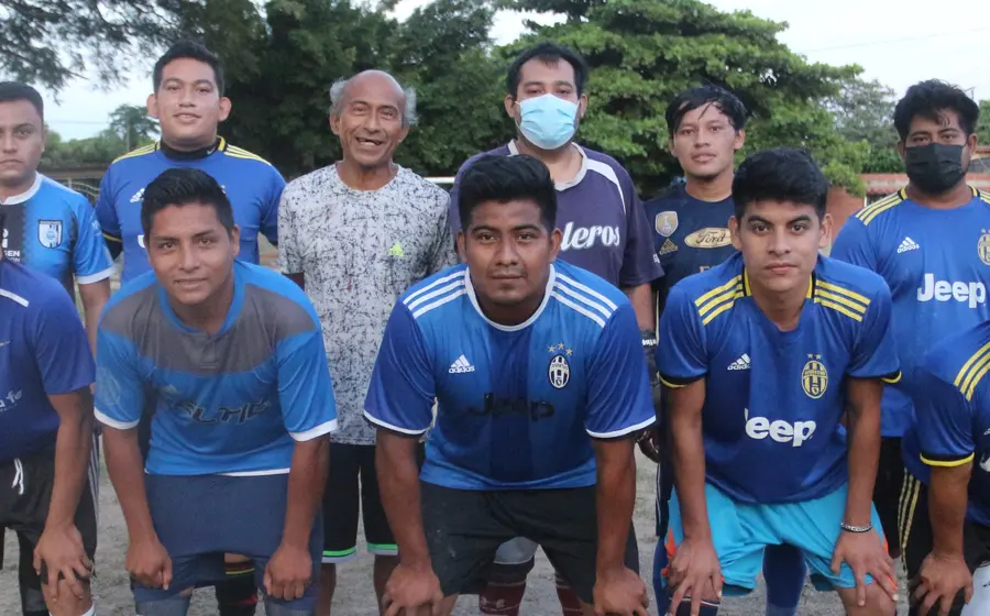 Jugadores de la Liga Deportiva Colosio