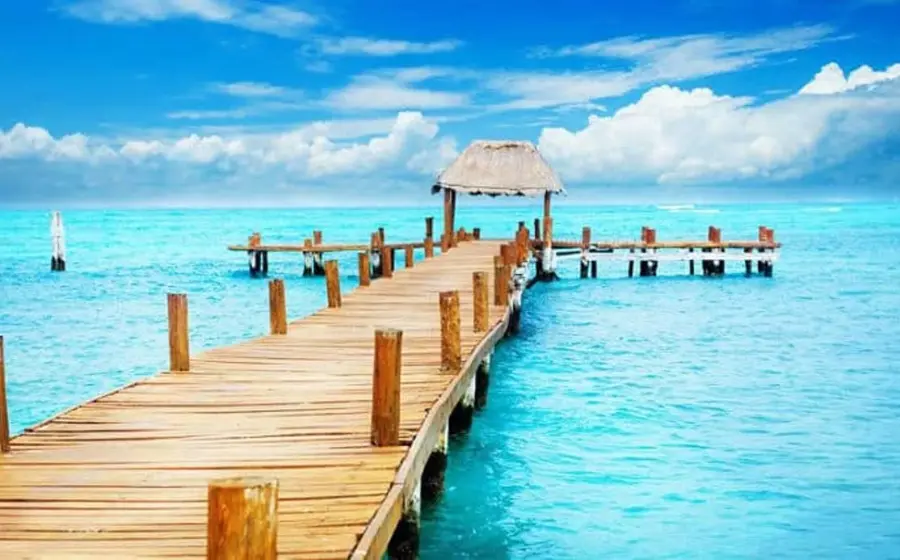 Muelle y playa