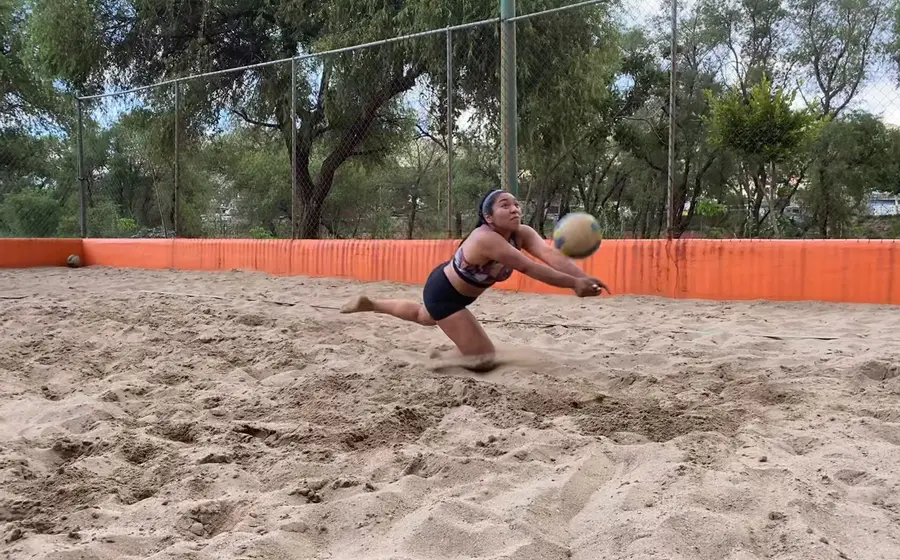 Triana en torneo de Volibol
