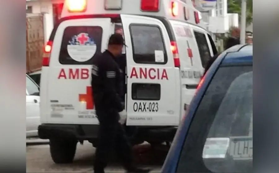 Ambulancia de la Cruz Roja que atendió al taxista