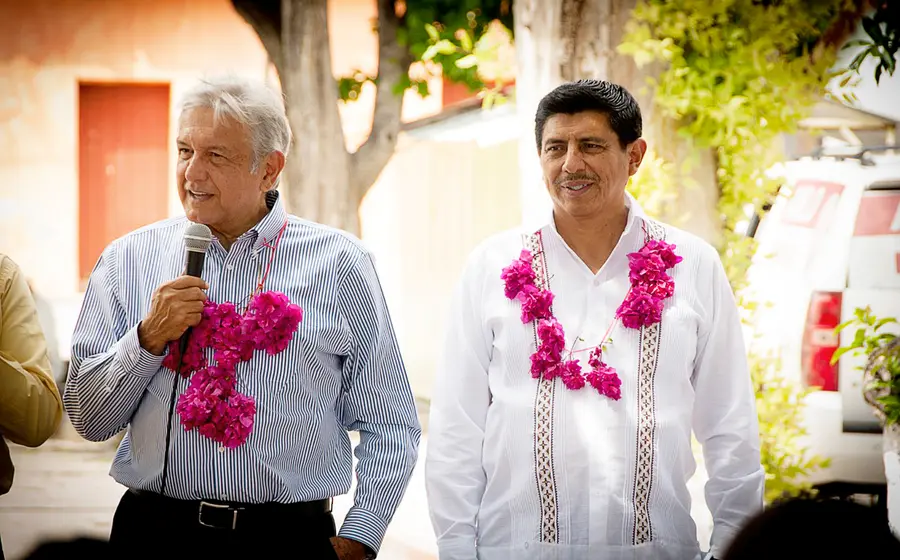 Salomon Jara y Amlo se reúnen 